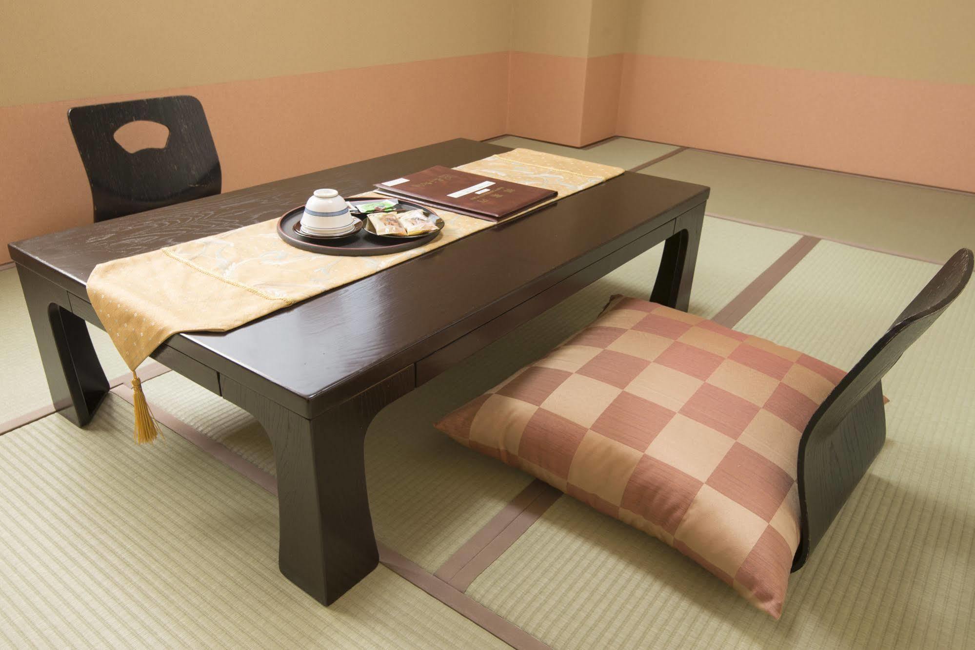 Tenpyo Ryokan Nara Buitenkant foto